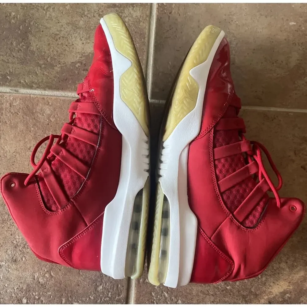 Nike Air Jordan Max Aura Red Basketball Shoes Size 11.5 CQ9451-600